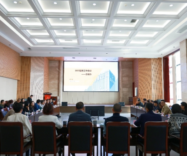 为（内部）客户提供价值，，，，，，，，为实现“领跑”赋能加速