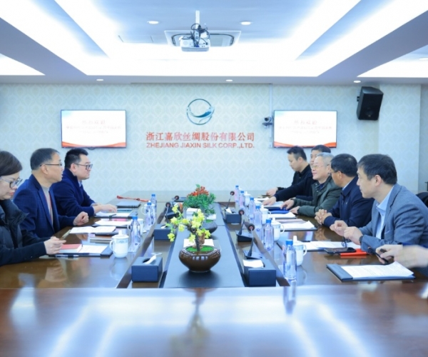 中国纺织品进出口商会曹甲昌会长一行来访调研 深入调研外贸走势，，，，，，，，携手探寻前行新径